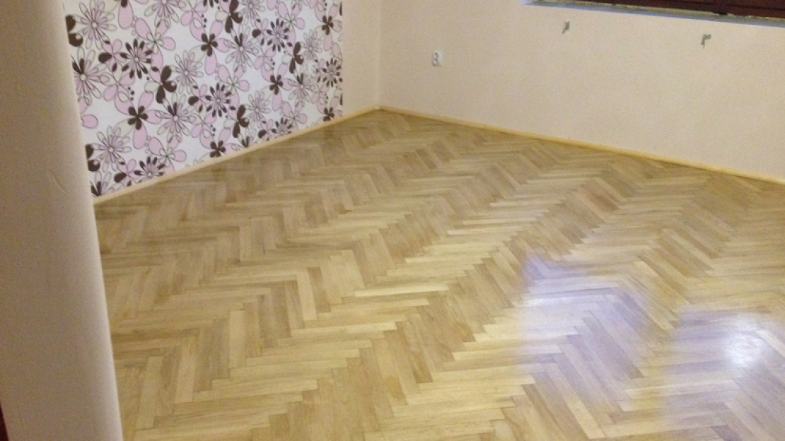 modernkori parkettacsiszolás