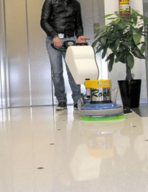 0-52597300-1527712010-rocky-egytarcsas-polirozo-takarito-gep-04